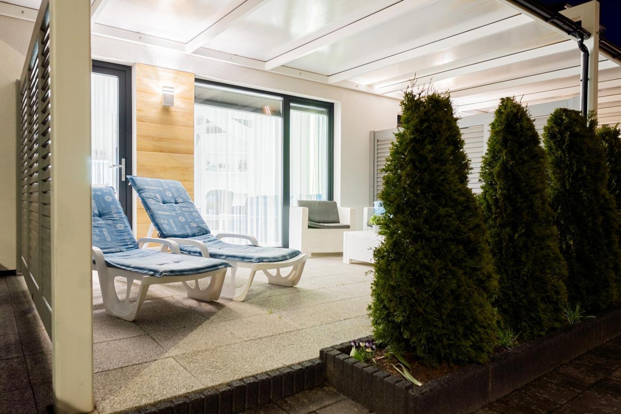 Domki Apartamentowe Barka Karwia Zewnętrze zdjęcie